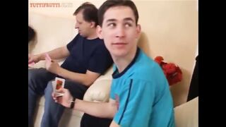 Zsuzsit a roma tini csajszit partiba nyomják