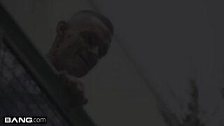Kerek hájas tini nőci durva anál szexe