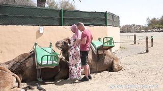 Hatalmas mellű arab kiscsaj baszása