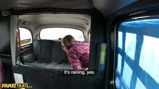 Fake Taxi - Lady Bug a fiatal sulis spiné