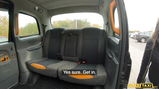 Fake Taxi - Tini picsa és a hatalmas taxis fütykös