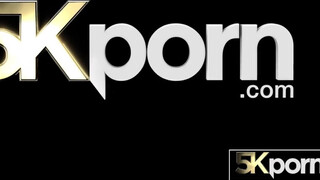 5KPORN - A forró vérű Ginger Jayme Rae megdöngetve