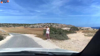 Stoppos lányt kúr meg durván