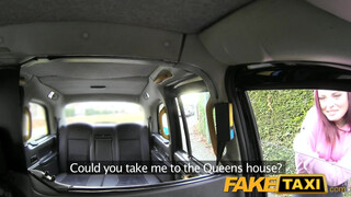 FakeTaxi cuki amcsi picsa engedi popóba is
