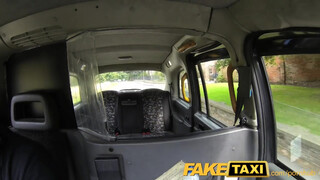 FakeTaxi - Dögös lengyel kisasszony megkúrelva