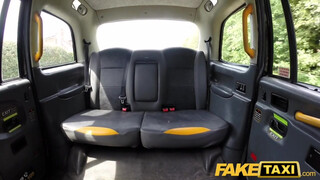Fake Taxi - Ashleigh Devere a nagy kannás nőci