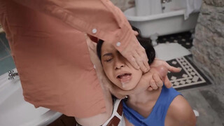 Brazzers - Mona Azar hatalmas feneke megdugva