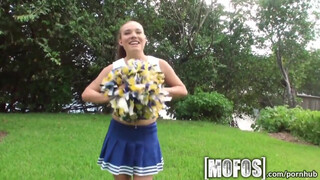 Mofos - Tiff Bannister a cuki drukker csajszi