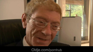 Vén örömrúd és a fiatal titkárnője