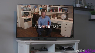 Summer Hart punciba és hátsó bejáratba baszva