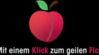 Amatőr tetovált hatalmas didkós tini bige