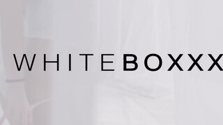 WhiteBoxxx - Vinna Reed a bombázó cseh bige