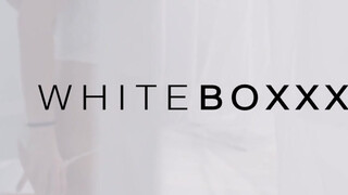 WhiteBoxxx - Luna Corazon a szenvedélyes latin bige