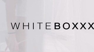 WHITEBOXXX - Sarah Kay finom kefélése