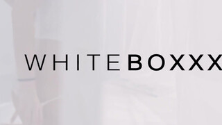 WHITEBOXXX - Stacy Cruz a masszőrrel baszik