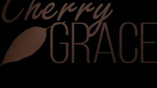 Cherry Grace a bomba testű kiscsaj