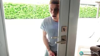 Érett Sierra Spunk durván meglovagolja a fiatal Parker Simst