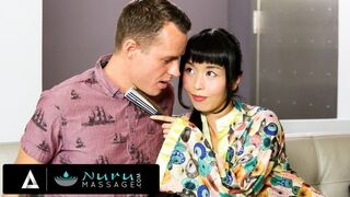 Marica Hase forró masszázsánál megtöri a méretes lőcse ügyfelétől