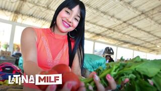 Sofia Galindo forró spanyol seggét rendesen megdugják szaftos pinában